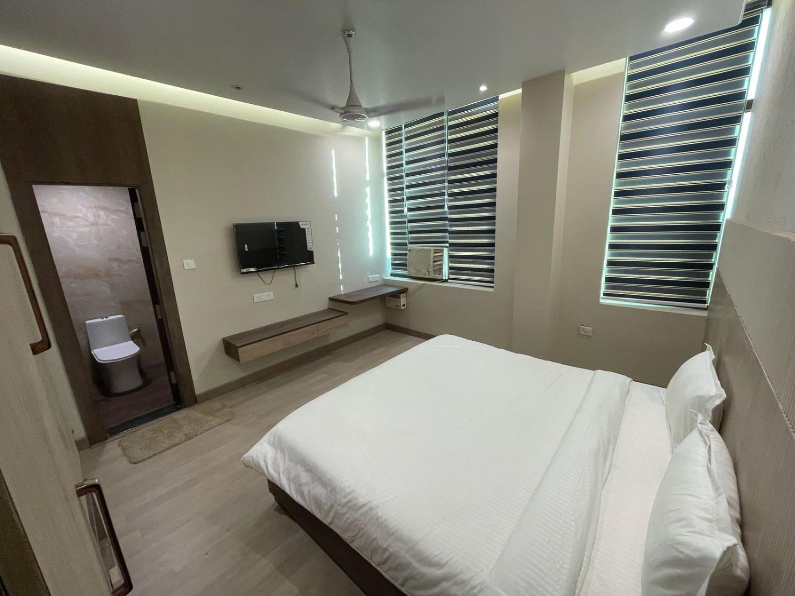 Aman Paradise Hotel & Banquets Kanpur Luaran gambar